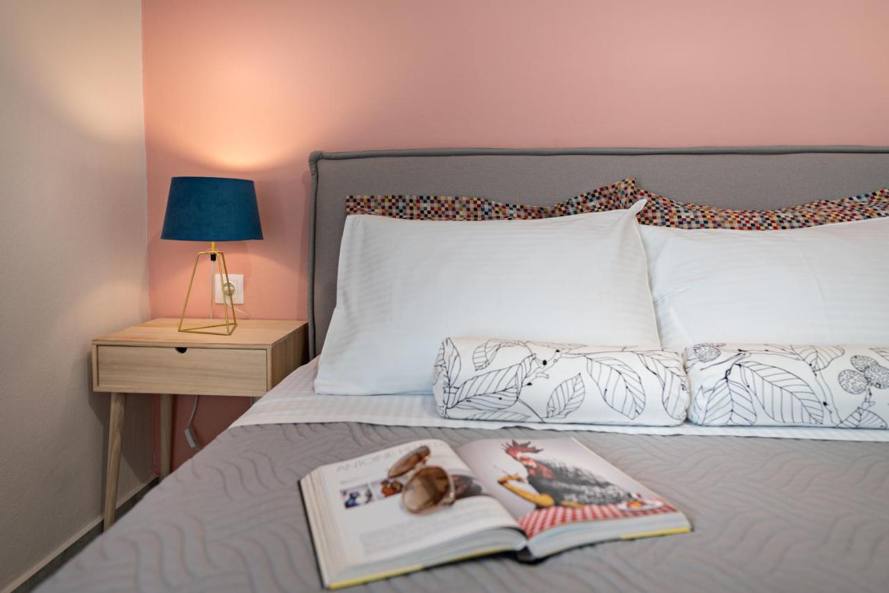 Tres Jolie - Stylish Cityheart Apartment Ретимно Екстериор снимка