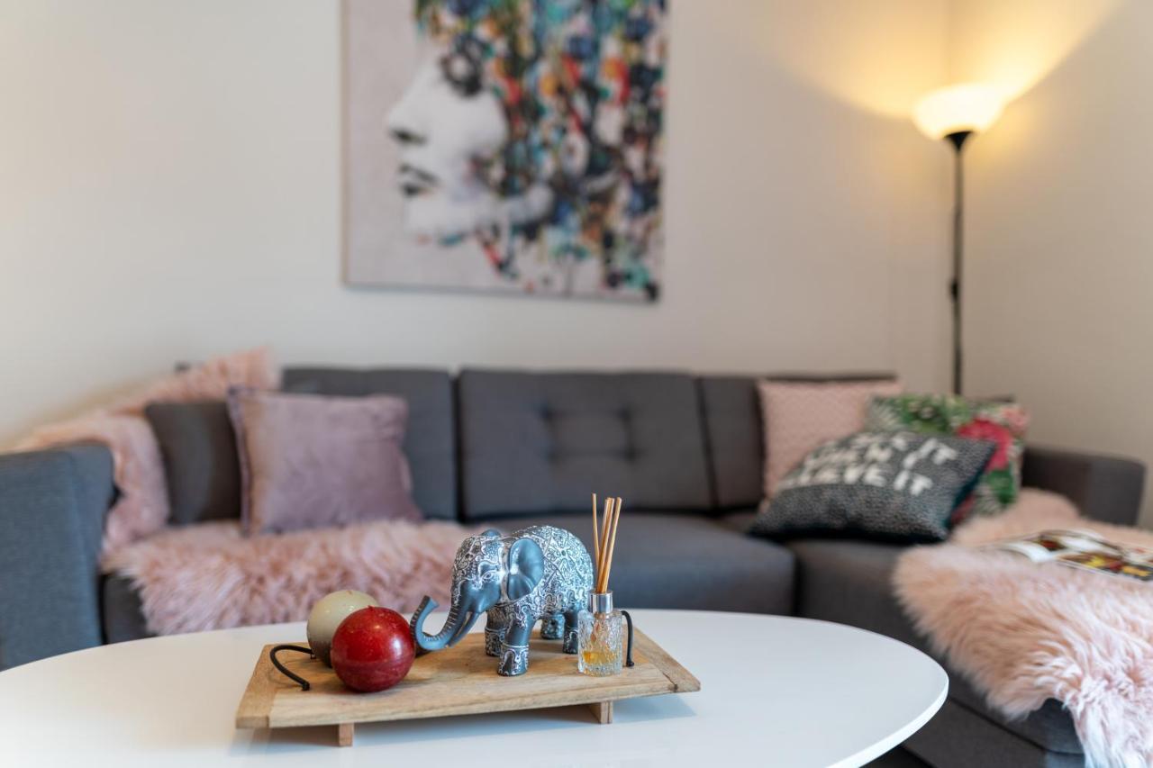 Tres Jolie - Stylish Cityheart Apartment Ретимно Екстериор снимка