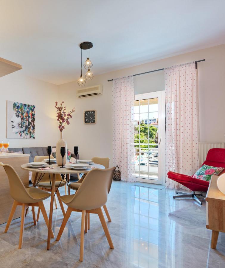 Tres Jolie - Stylish Cityheart Apartment Ретимно Екстериор снимка
